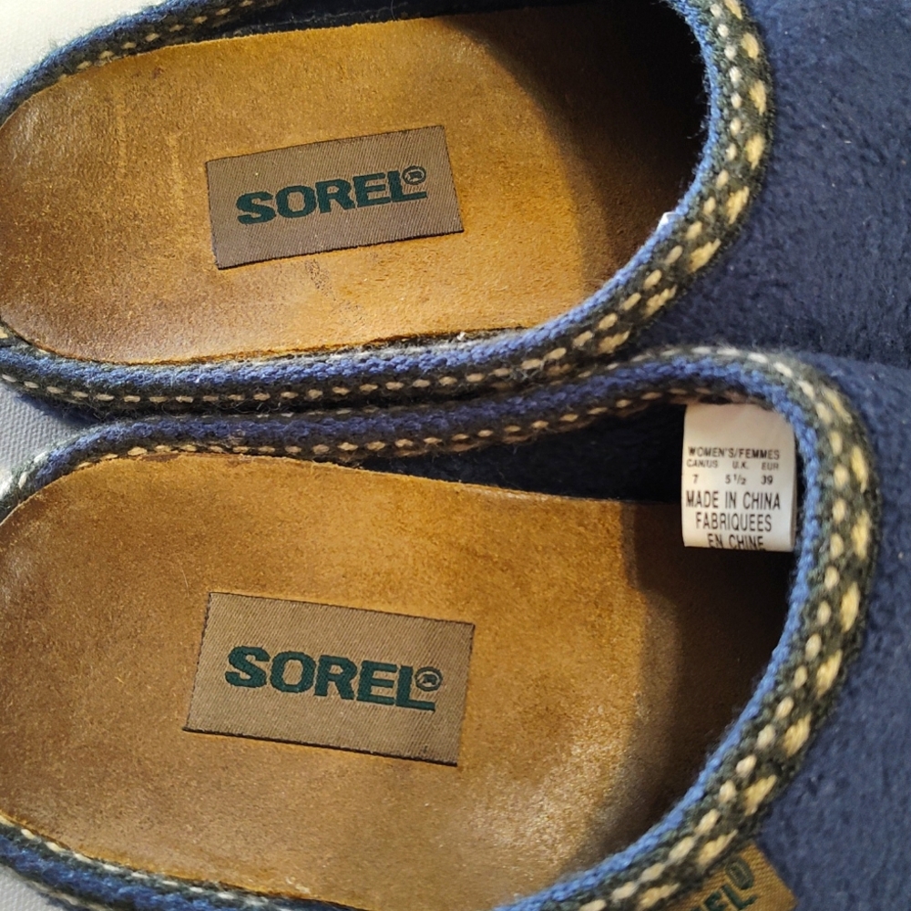 Sorrel Slides - Picture 2 of 5